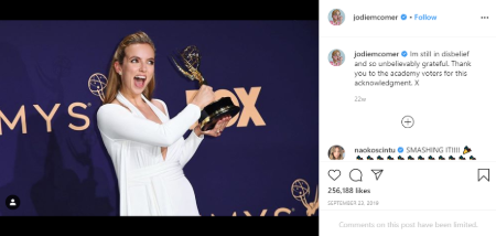 Jodie Comer celebrating her Emmy win